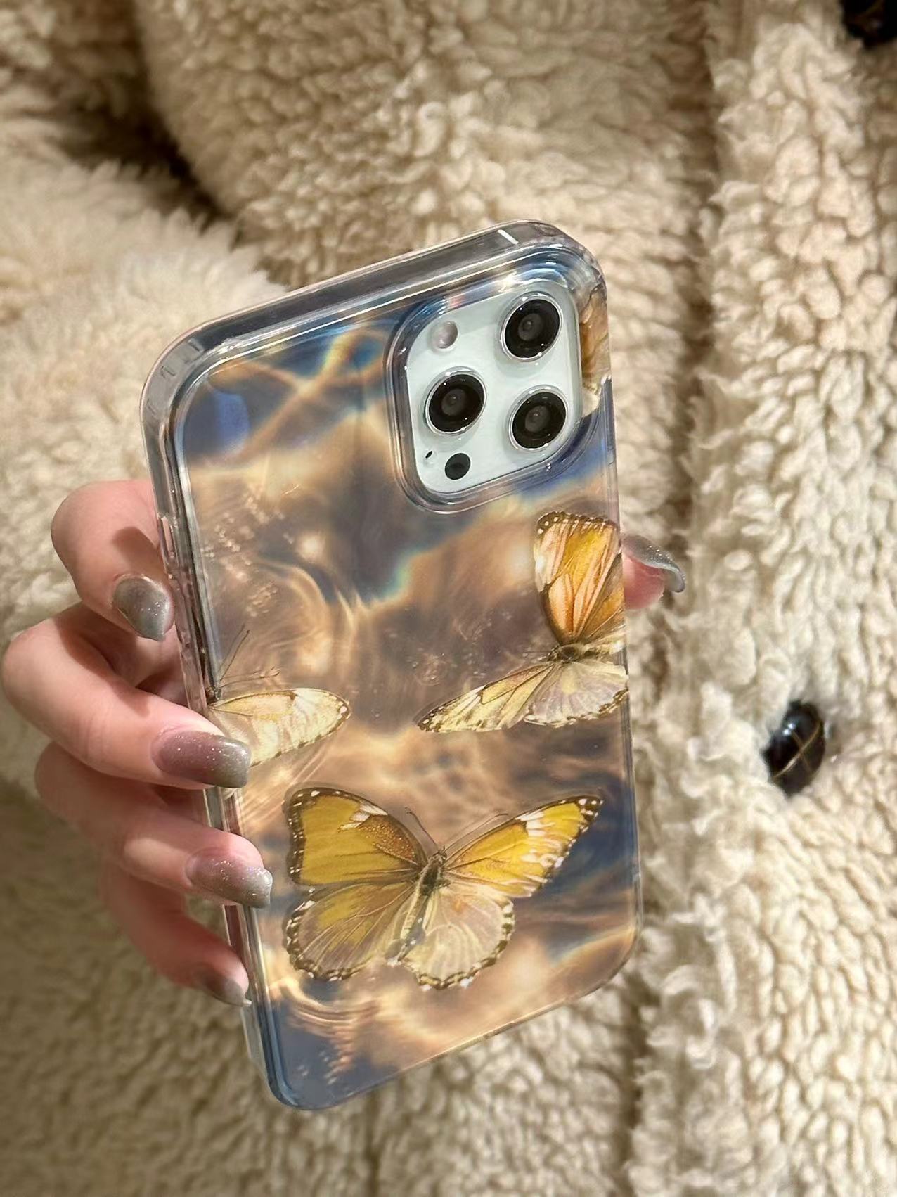 Elegant Old Money Style Butterfly iPhone Case for iPhone 11/12/15/15 Pro/15 Pro Max/14/14 Pro/14 Pro Max/13 Pro/13 Pro Max, TPU+PC Shockproof Cover, Cute Phone Case With Gen Z Style, Y2K Retro Phone Case as K-Pop Aesthetics