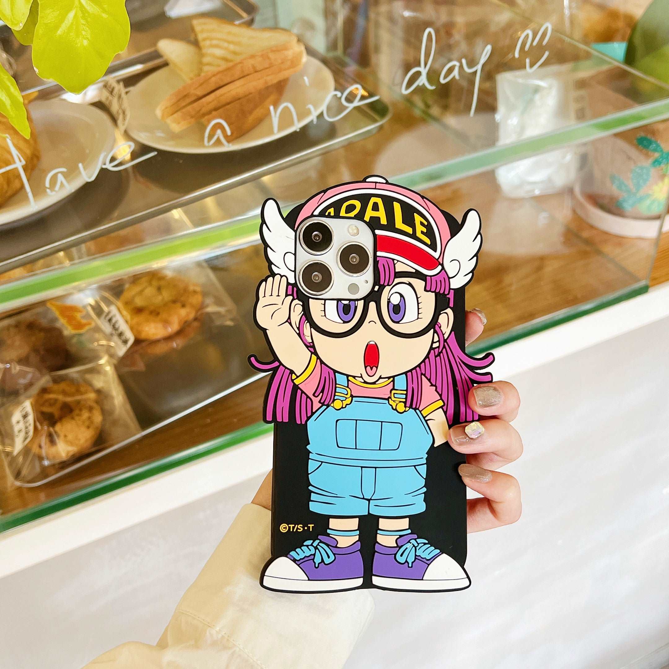 Aesthetic iPhone case with Arale from Dr. Slump for various iPhone models